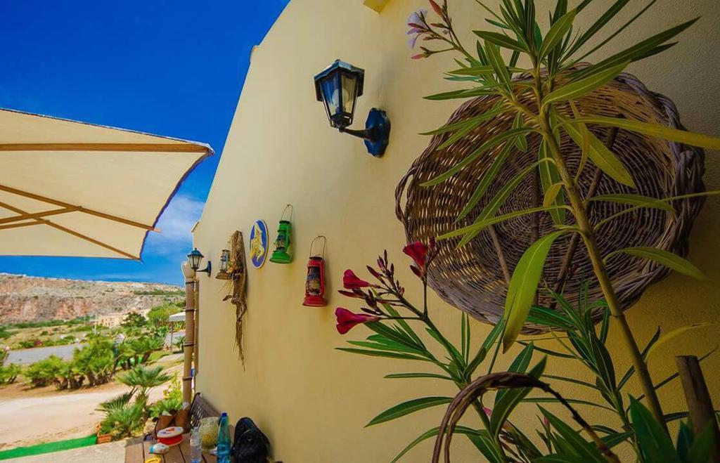 קוסטונאצ'י Baglio Cofano Rooms & Relax מראה חיצוני תמונה