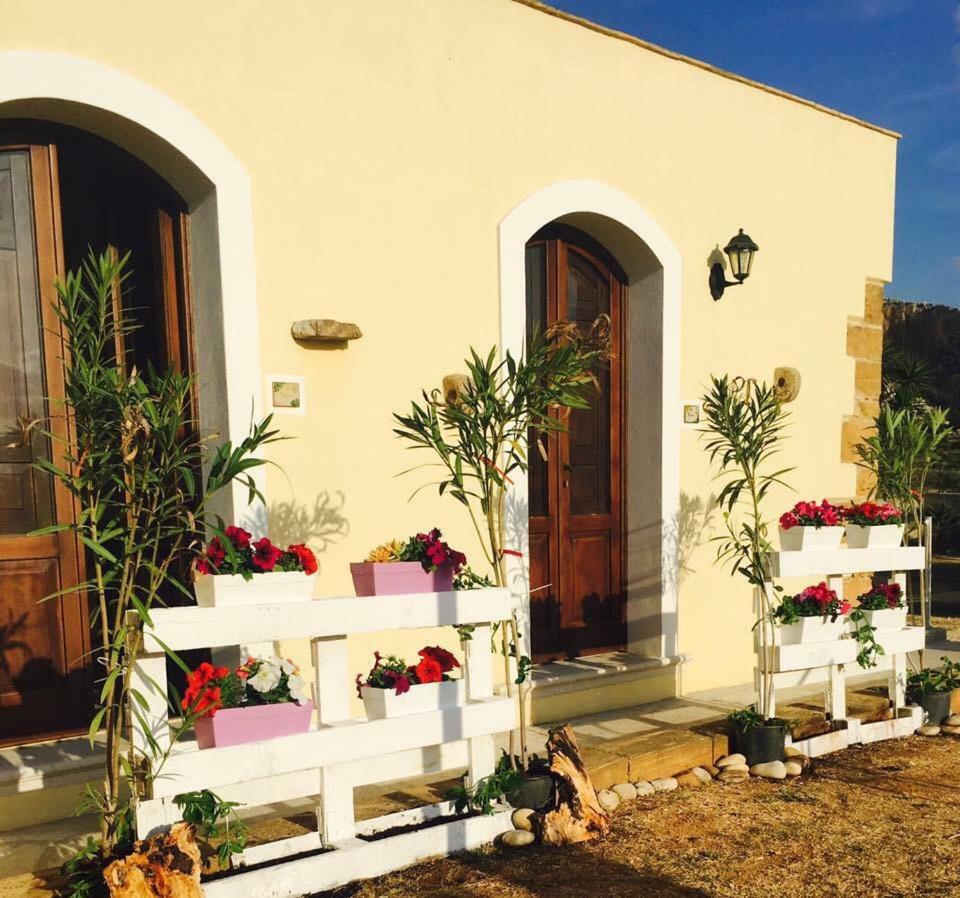 קוסטונאצ'י Baglio Cofano Rooms & Relax מראה חיצוני תמונה